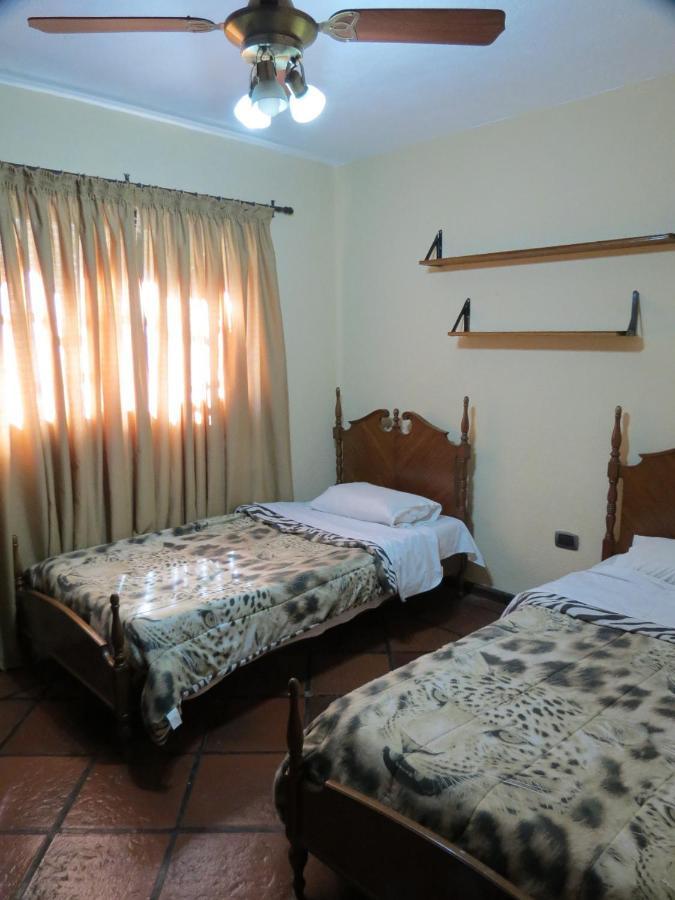 Quinta Montaña - Casa entera grupo o familia 8-10 personas - céntrica, piscina - Todas las comodidades! Mendoza Esterno foto
